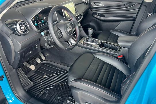 MG HS 1.5 T-GDI Exclusive