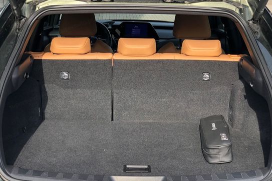 Lexus UX 250h F Sport Design 2WD