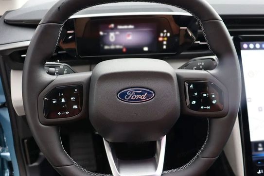 Ford Explorer "Explorer" 77kWh RWD