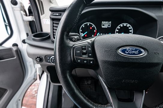 Ford Transit L2H2