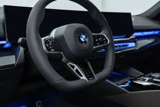 BMW Seria 5 Touring 520d xDrive M Sport