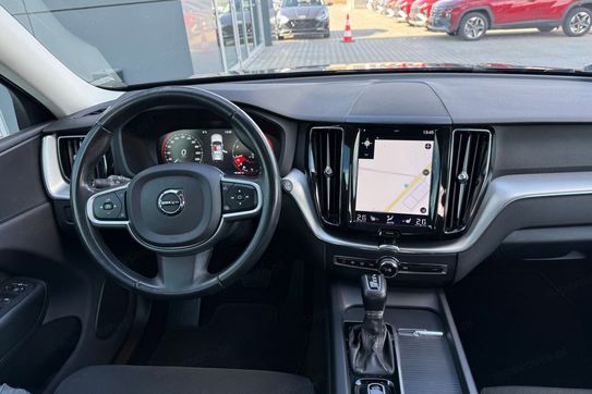 Volvo XC60 T4 Momentum Pro aut