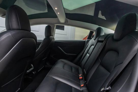 Tesla Model 3 3 Long Range AWD