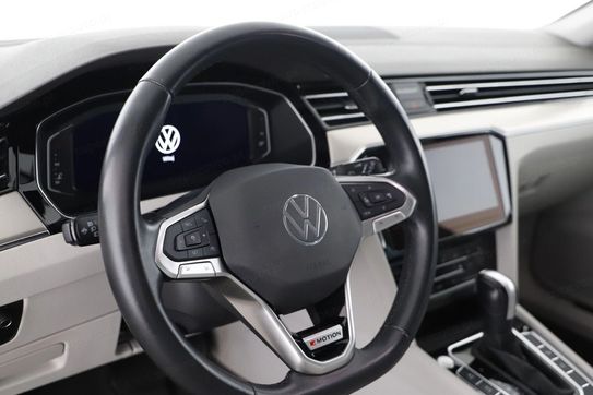 Volkswagen Passat 2.0 TDI Elegance DSG