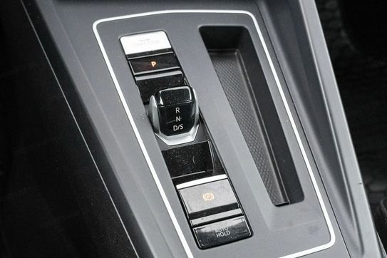 Volkswagen Golf 1.5 Etsi Evo Life Dsg