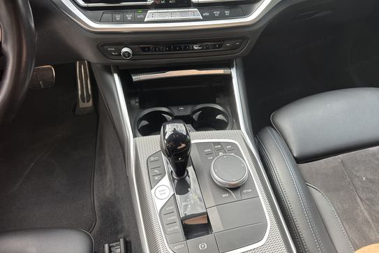 BMW Seria 3 330e xDrive M Sport