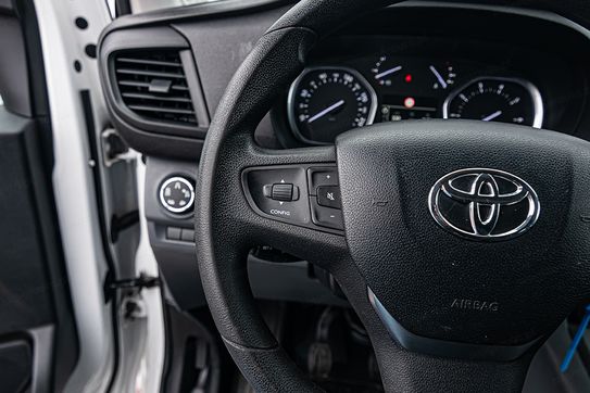 Toyota ProAce L1H1 Zabudowa Brygadowa