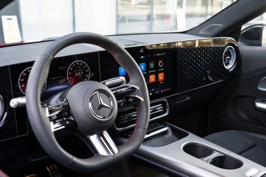 Mercedes CLA 350 4-Matic AMG Line