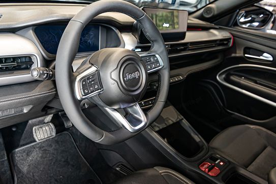Jeep Avenger Anniversary 85TH 1.2 e-HYBRID