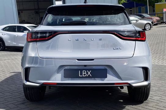 Lexus LBX Elegant 1.5 Hybrid