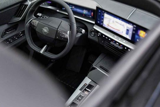 Opel Grandland X GS Standard Range Electric 73kWh