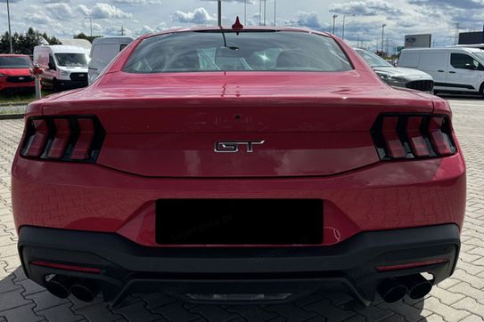 Ford Mustang GT Fastback 5.0 V8