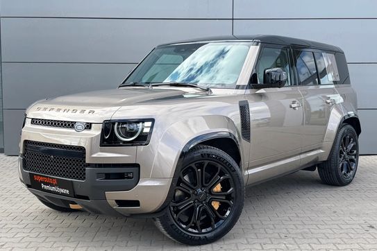 Land Rover Defender 110 P635 V8 mHEV Octa