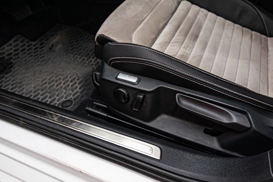 Volkswagen Passat 1.8 TSI R-Line DSG