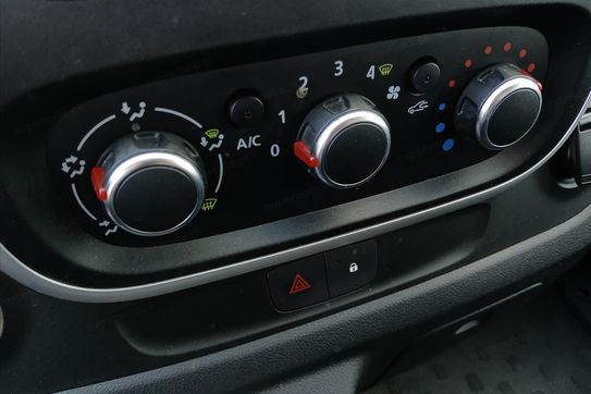 Renault Trafic L2H2 Zabudowa Warsztatowa