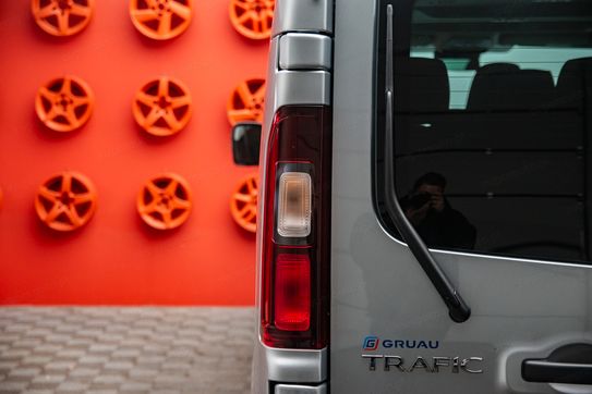 Renault Trafic Kombi L2H1 AT9