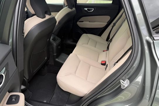 Volvo XC60 T6 Plug-In Hybrid AWD Ultra Dark aut