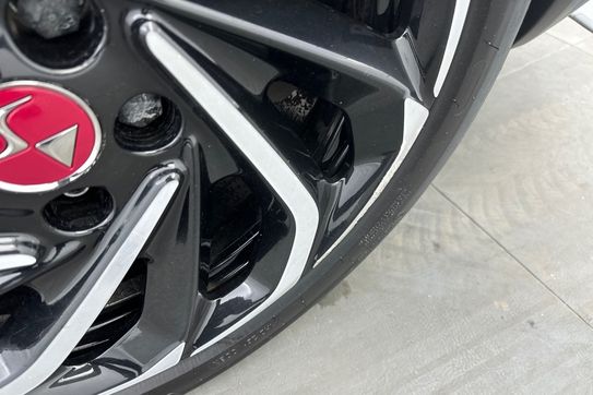 DS DS 7 Performance Line+ 1.6 E-Tense PHEV EAT