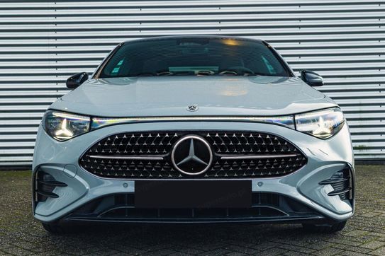 Mercedes CLA 200 AMG Line