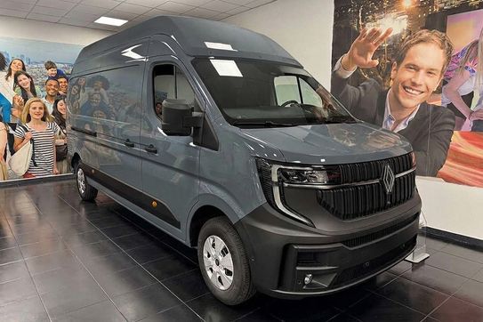 Renault Master L3H3 Extra