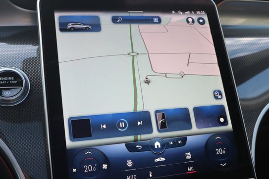 Mercedes GLC 200 4-Matic AMG Line