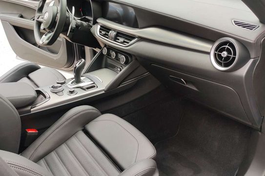 Alfa Romeo Stelvio Turbo Veloce Q4