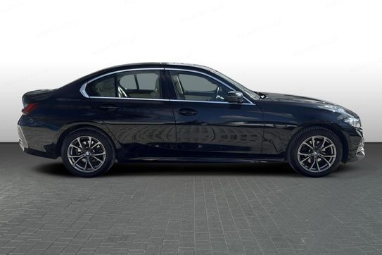 BMW Seria 3 318i