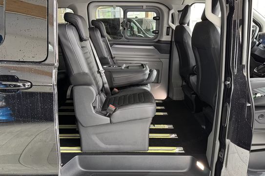 Ford Tourneo Custom L2H1 Titanium X 320 A8