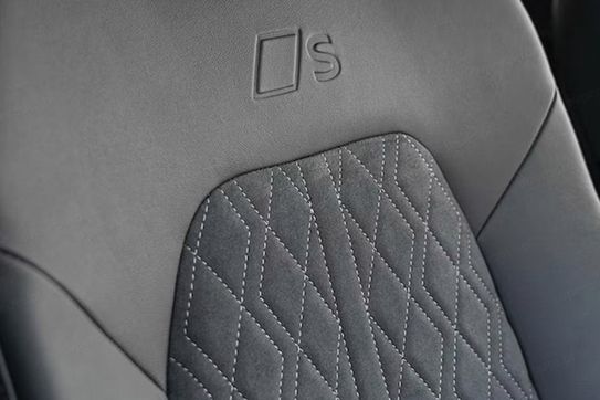 Audi A5 e-Hybrid quattro