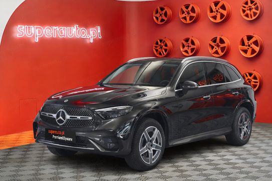 Mercedes GLC 300 e 4-Matic AMG Line