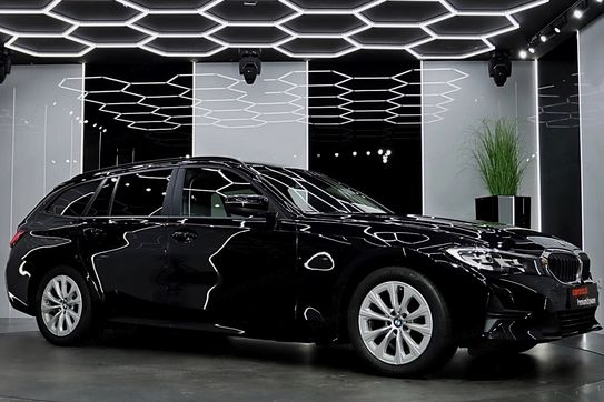 BMW Seria 3 318d Sport Line