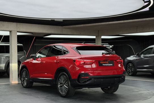Audi Q3 35 TFSI S-Line
