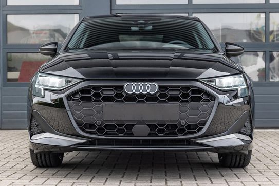 Audi A3 30 TFSI Advanced