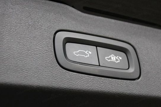 Volvo V60 CC Core B4 D AWD aut