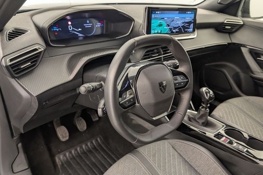 Peugeot 2008 ALLURE 1.2 PureTech