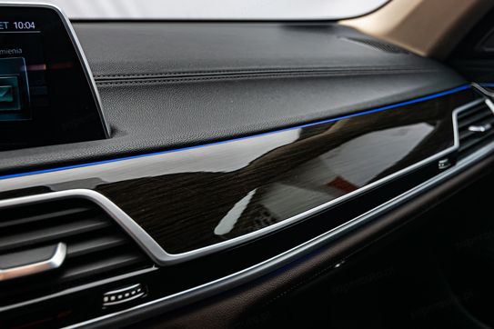 BMW Seria 7 740d xDrive