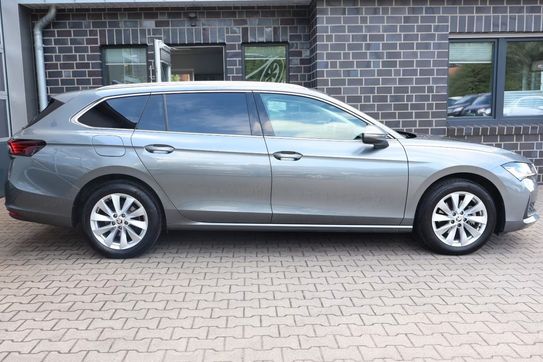 Skoda Superb Drive 1.5 TSI mHEV DSG