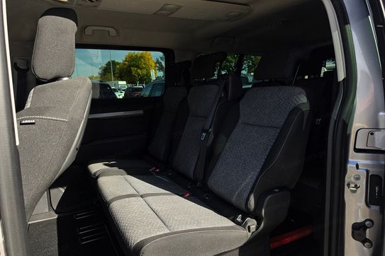 Peugeot Traveller 2.0 Bluehdi Long Business EAT8