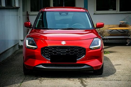 Suzuki Swift Premium Plus 1.2 Dualjet SHVS