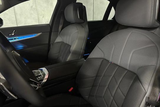 BMW Seria 7 740d xDrive M Sport