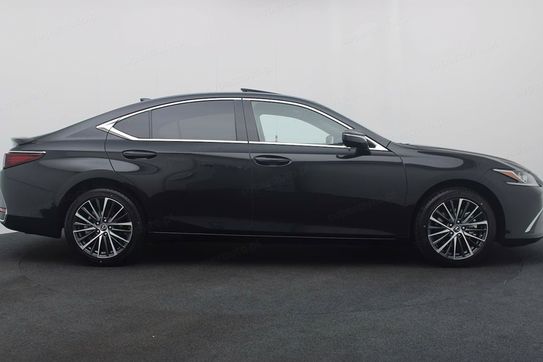 Lexus ES 300h Business Edition 2.5 E-CVT