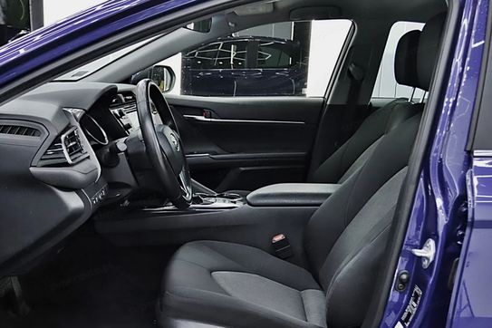 Toyota Camry 2.5 Hybrid Comfort CVT