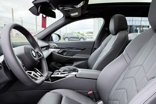 BMW Seria 5 Touring 520d xDrive M Sport