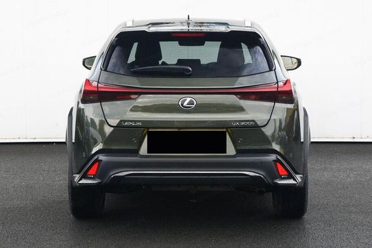 Lexus UX 300h F Sport Design Hybrid Dynamic Force
