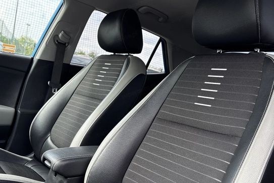 Kia Stonic 1.0 T-GDI L Business Line DCT