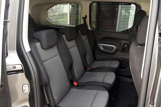 Toyota Proace City Verso Long L2H1 Family 7os AT