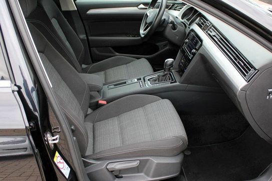 Volkswagen Passat 1.5 TSI EVO Business