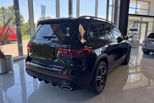 Mercedes GLB 220 4-Matic AMG Line