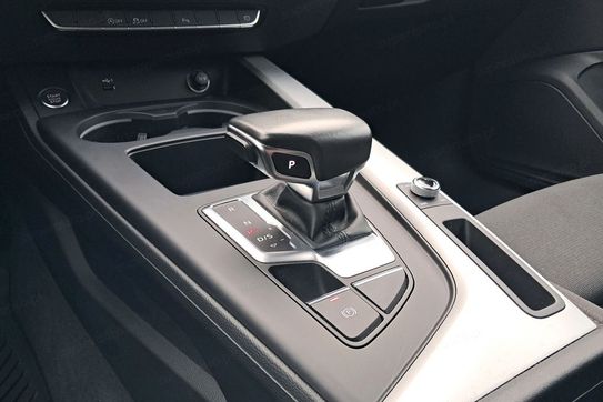 Audi A4 35 TFSI mHEV S tronic