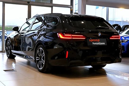 BMW Seria 5 Touring 540d xDrive M Sport